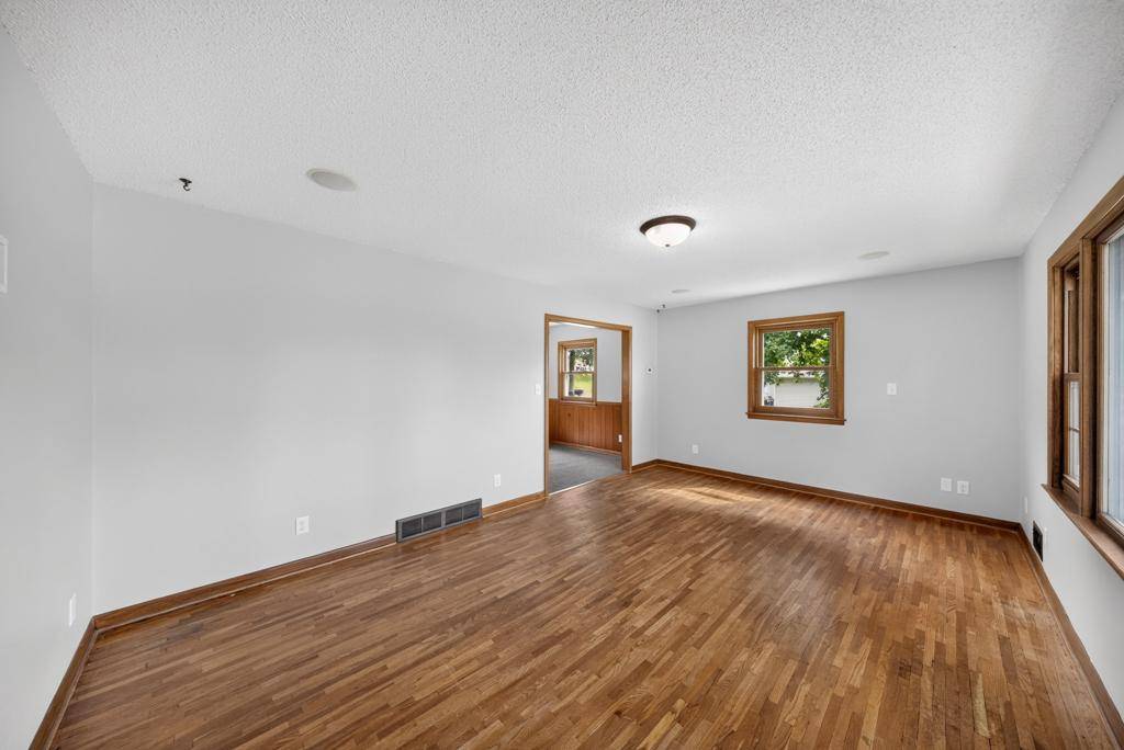 604 Park ST SE, Chatfield, MN 55923