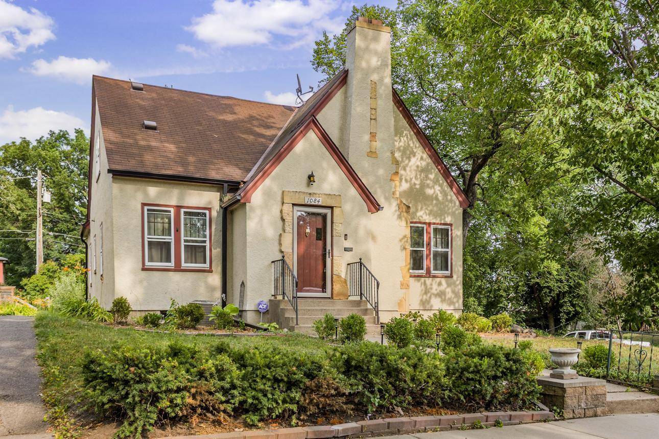 1084 Bradley ST, Saint Paul, MN 55130