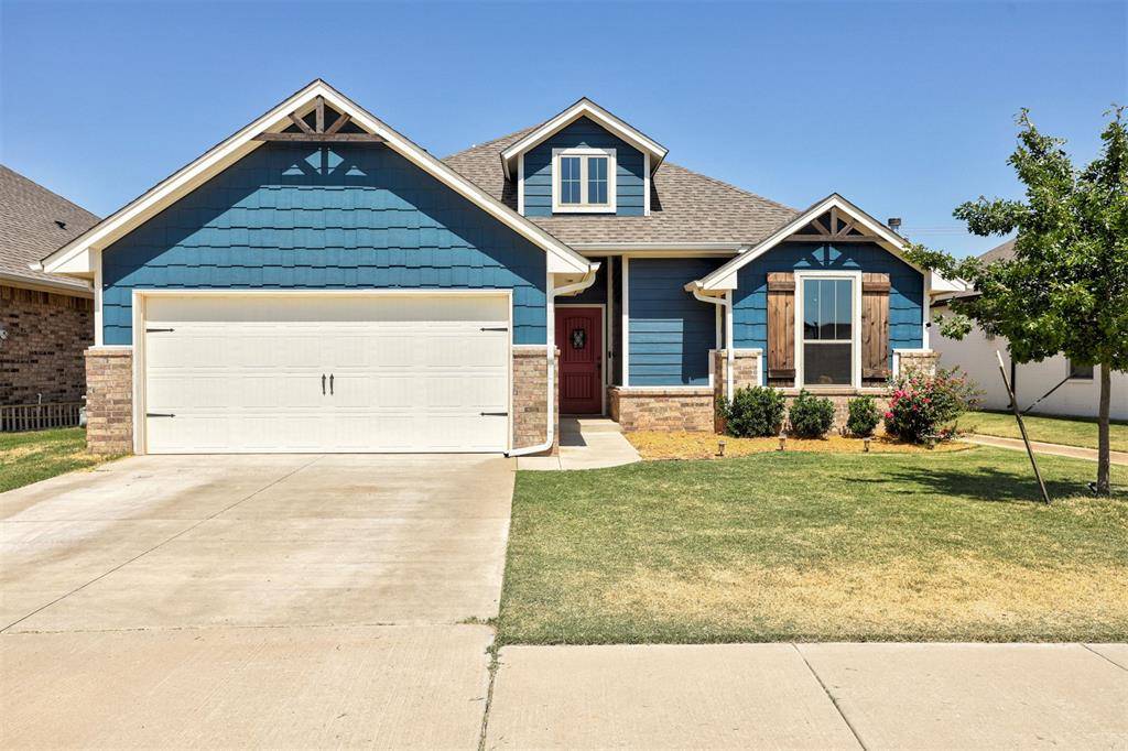 9041 NW 121st TER, Yukon, OK 73099