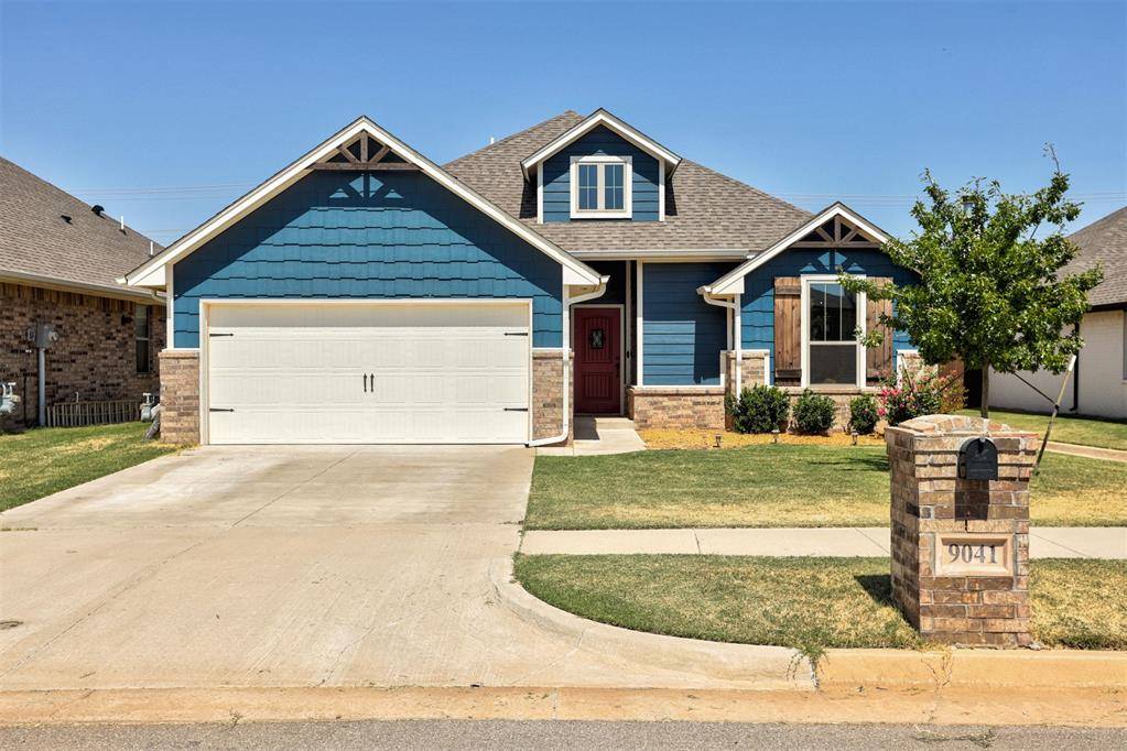9041 NW 121st TER, Yukon, OK 73099