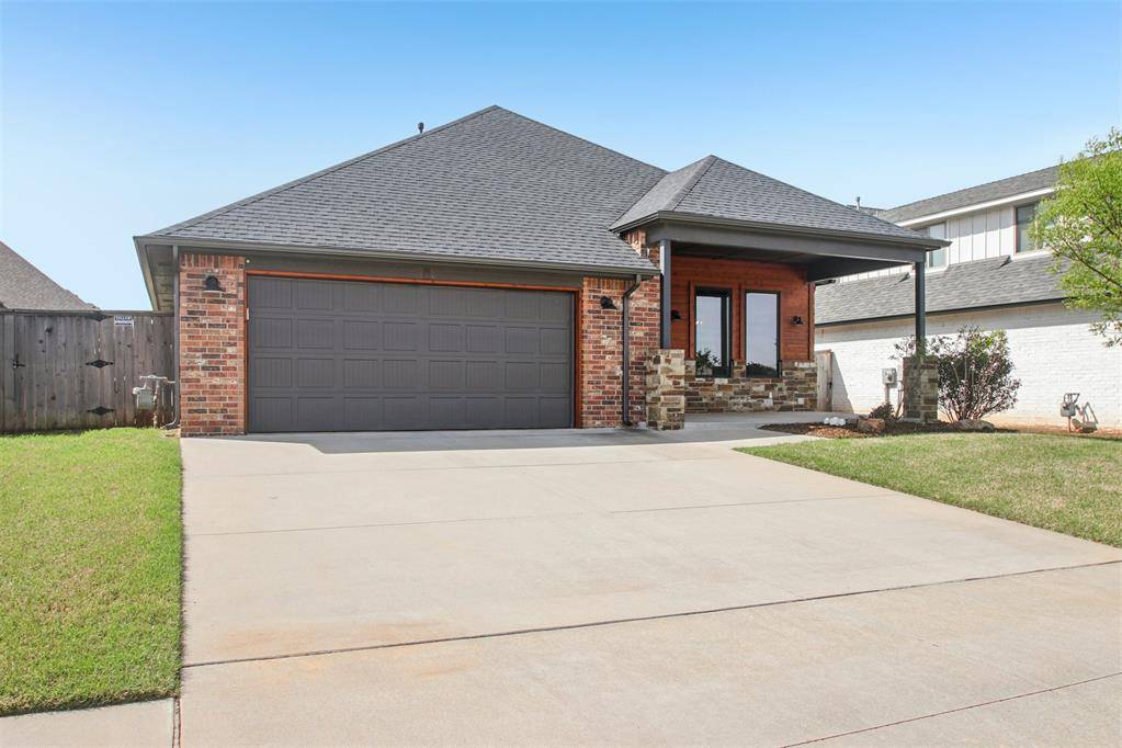 512 Mosswood RD, Norman, OK 73069