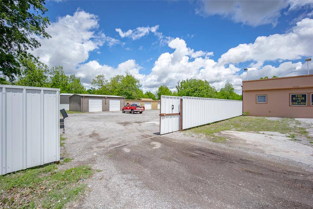 5121 SE 15th ST, Del City, OK 73115