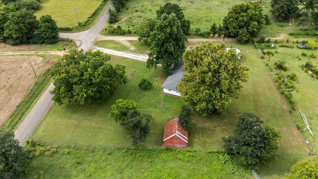 649 Clouse RD, Broken Bow, OK 74728