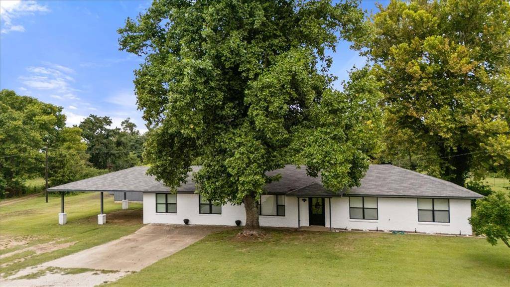 649 Clouse RD, Broken Bow, OK 74728