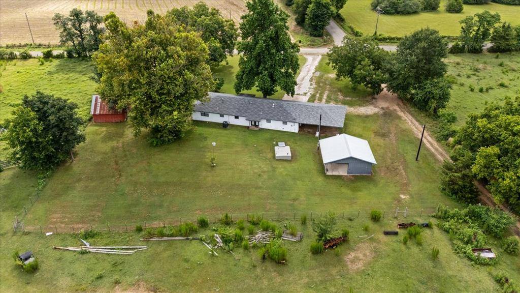 649 Clouse RD, Broken Bow, OK 74728