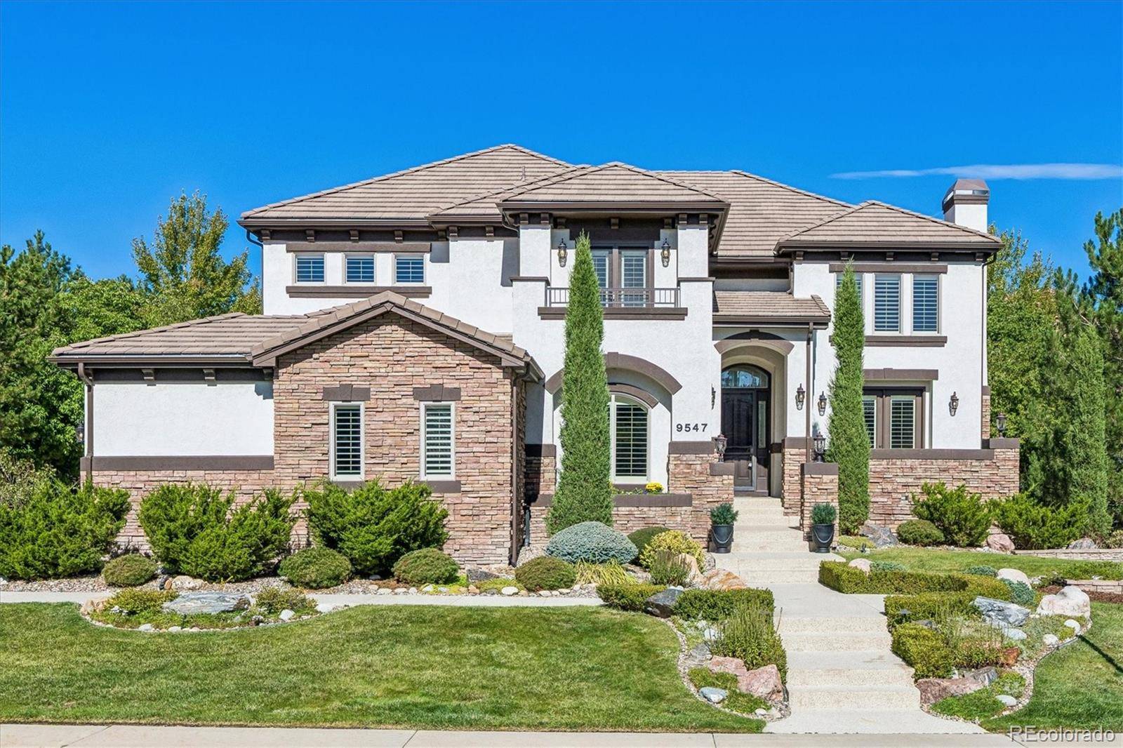 9547 S Silent Hills DR, Lone Tree, CO 80124