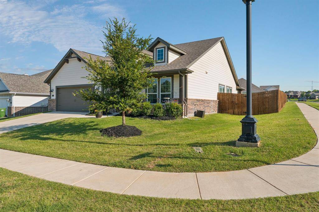 772 Brookside Drive, Springtown, TX 76082