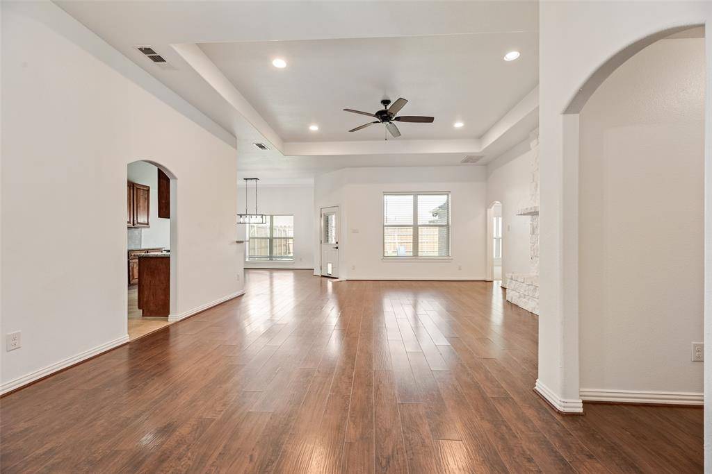 2808 Park Street, Ennis, TX 75119