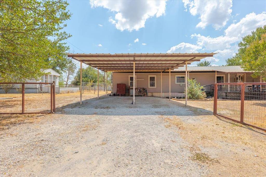 615 SW 20th Street, Mineral Wells, TX 76067