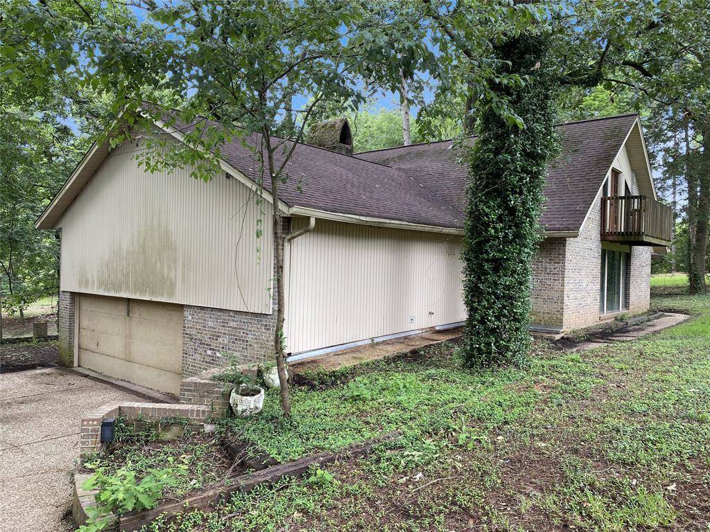 451 Irving Bluff Road, Shreveport, LA 71107
