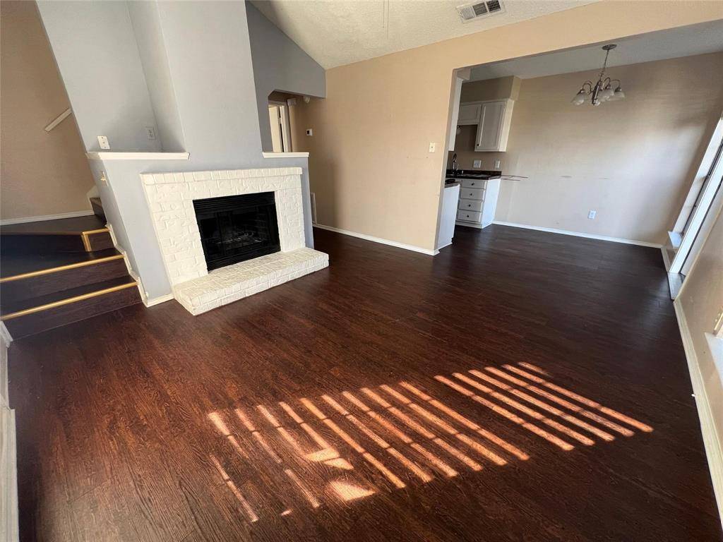 111 Peachtree Court #C, Kennedale, TX 76060