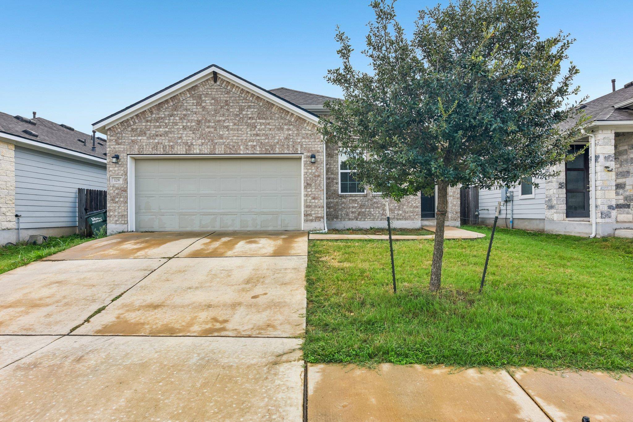 128 Lacey Oak LOOP, San Marcos, TX 78666