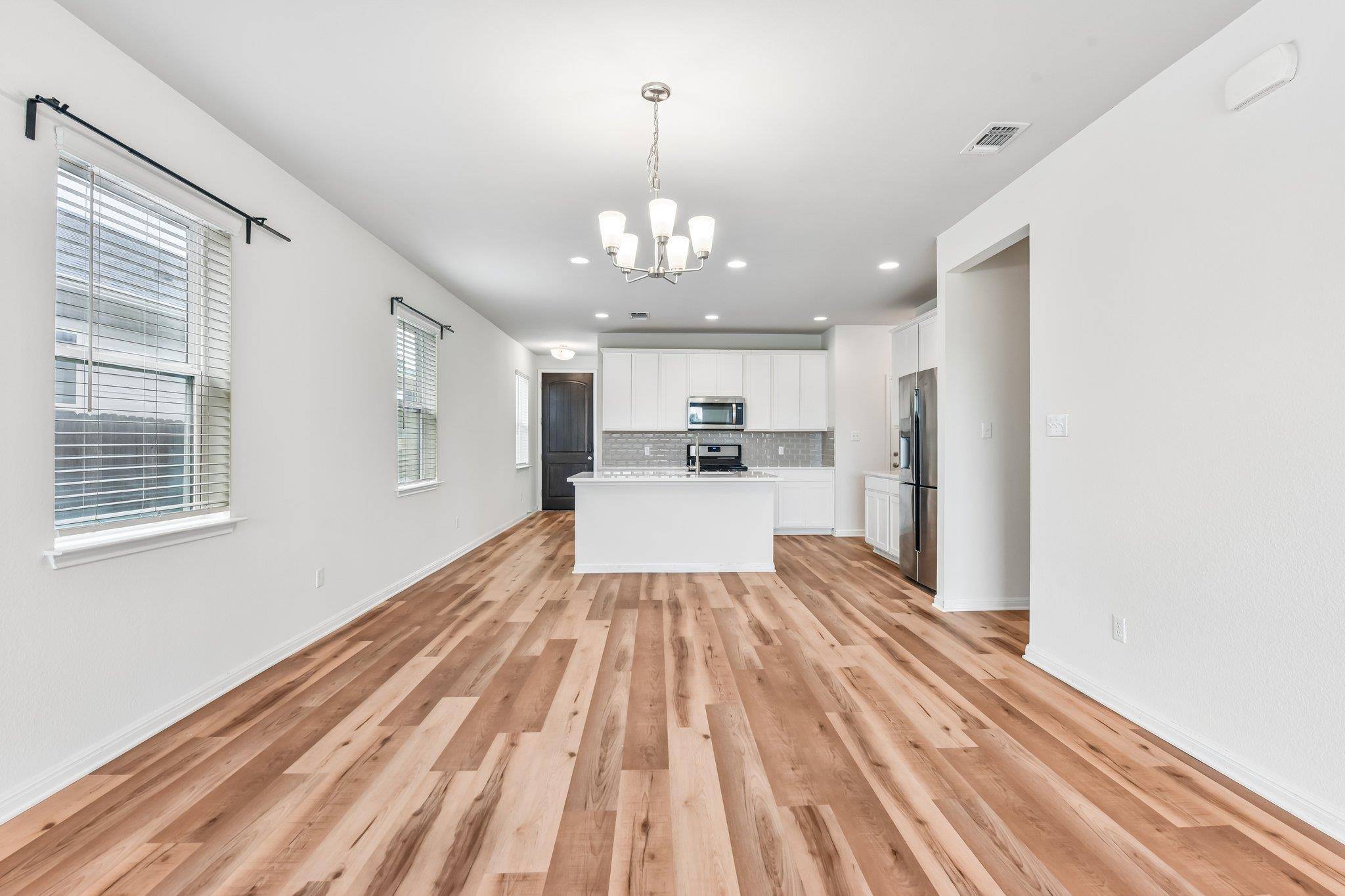 128 Lacey Oak LOOP, San Marcos, TX 78666