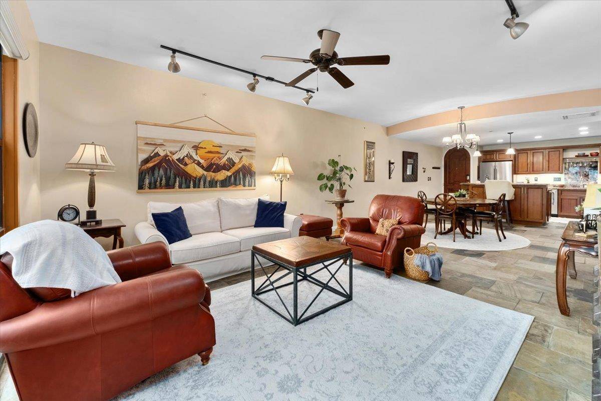 1812 West Ave #404, Austin, TX 78701