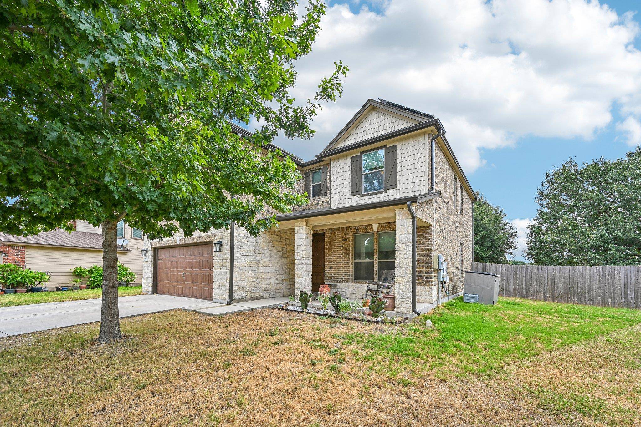 4002 Kings Canyon DR, Taylor, TX 76574