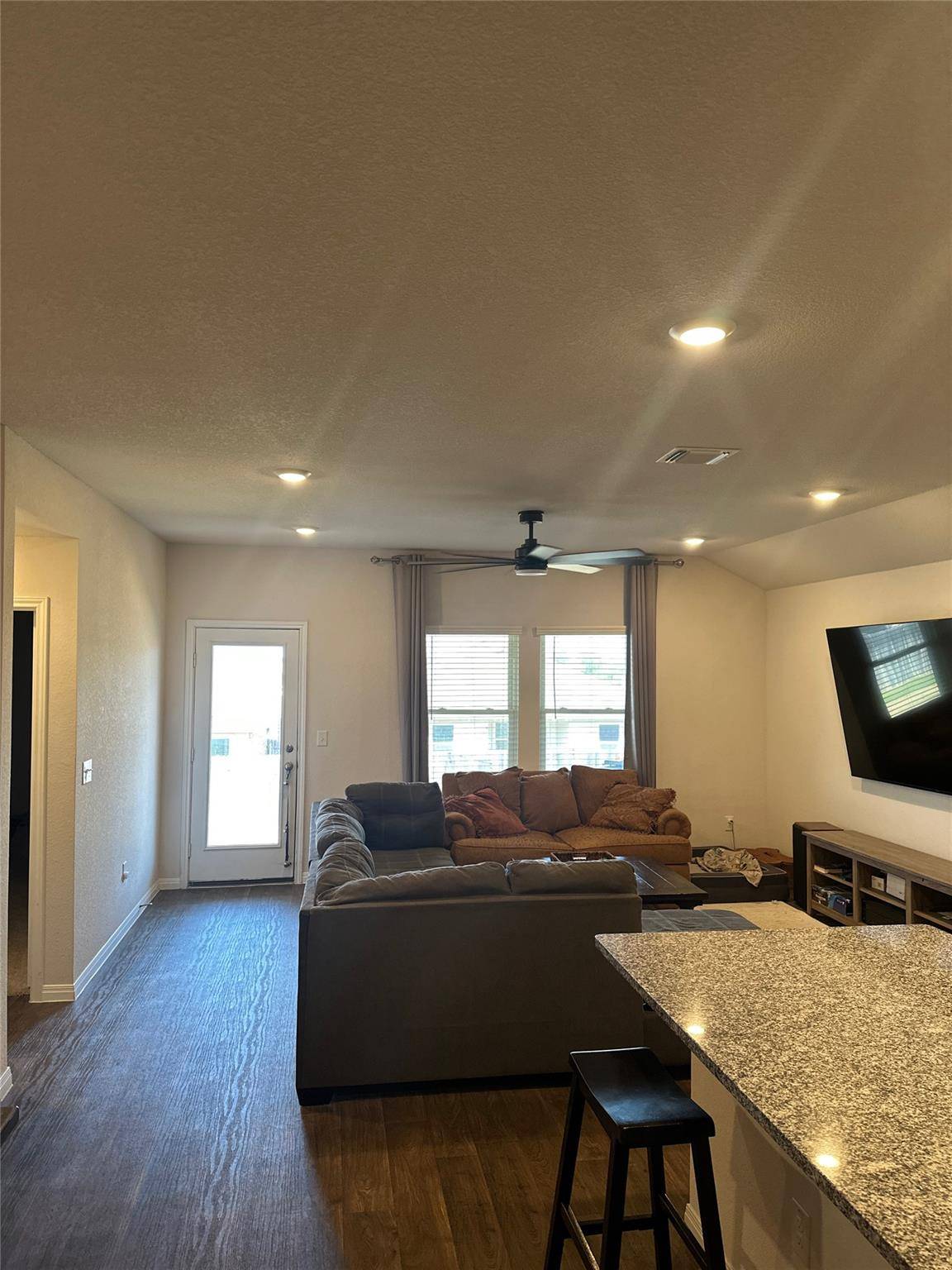 20004 Price Daniel DR, Manor, TX 78653