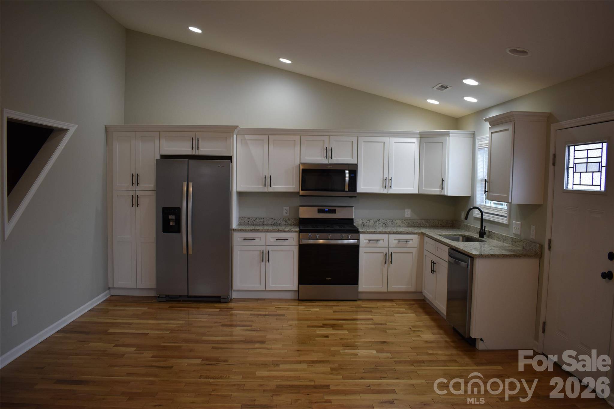 17 Meredith LN, Marion, NC 28752