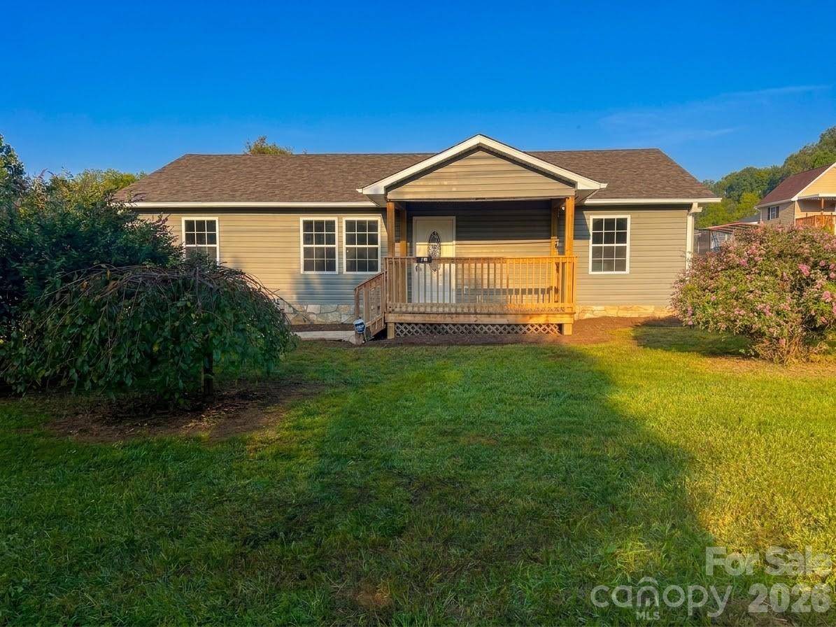 40 Eddie DR, Old Fort, NC 28762