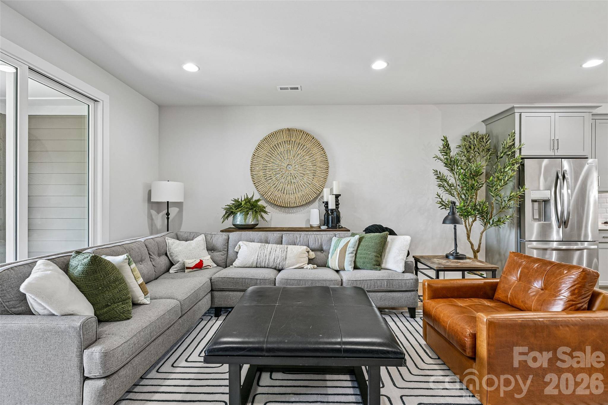 739 Beaty ST, Davidson, NC 28036