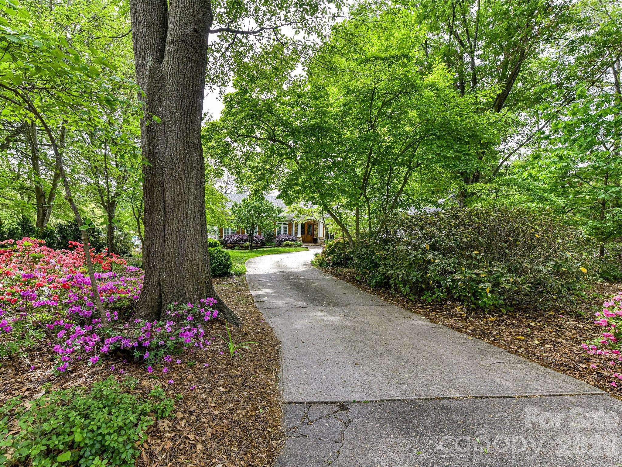 16211 Terry LN, Huntersville, NC 28078