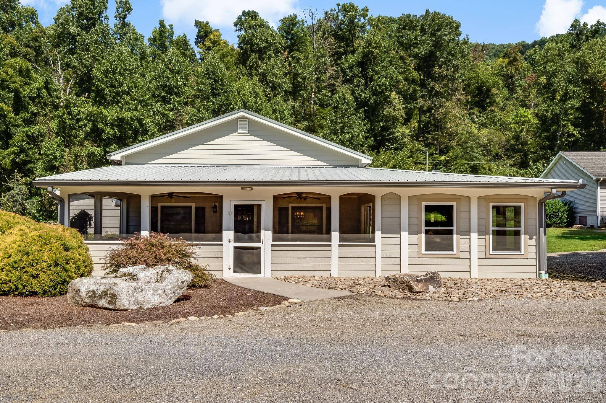 632 and 656 N Fork RD, Barnardsville, NC 28709