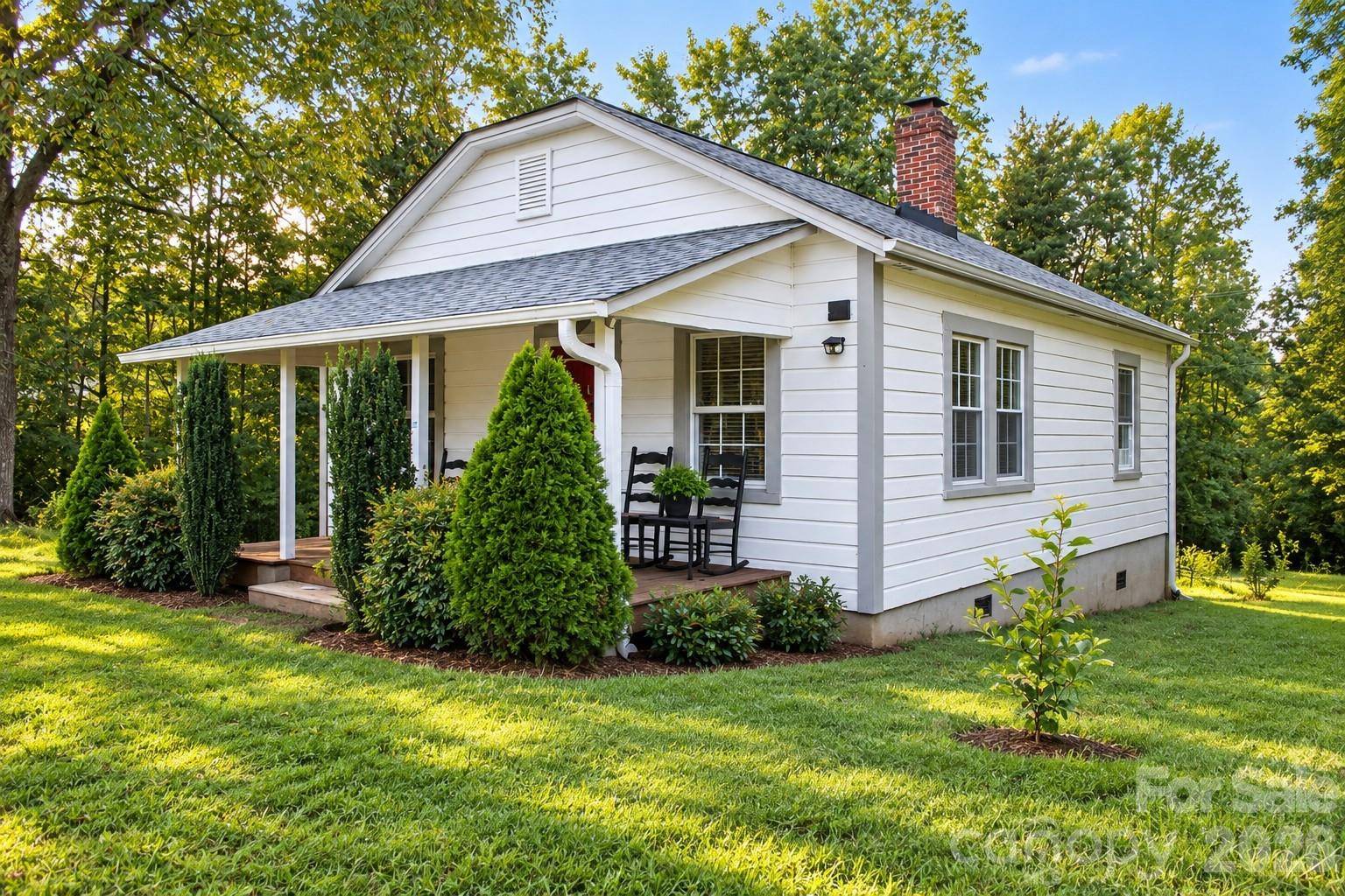 579 Hollis RD, Ellenboro, NC 28040
