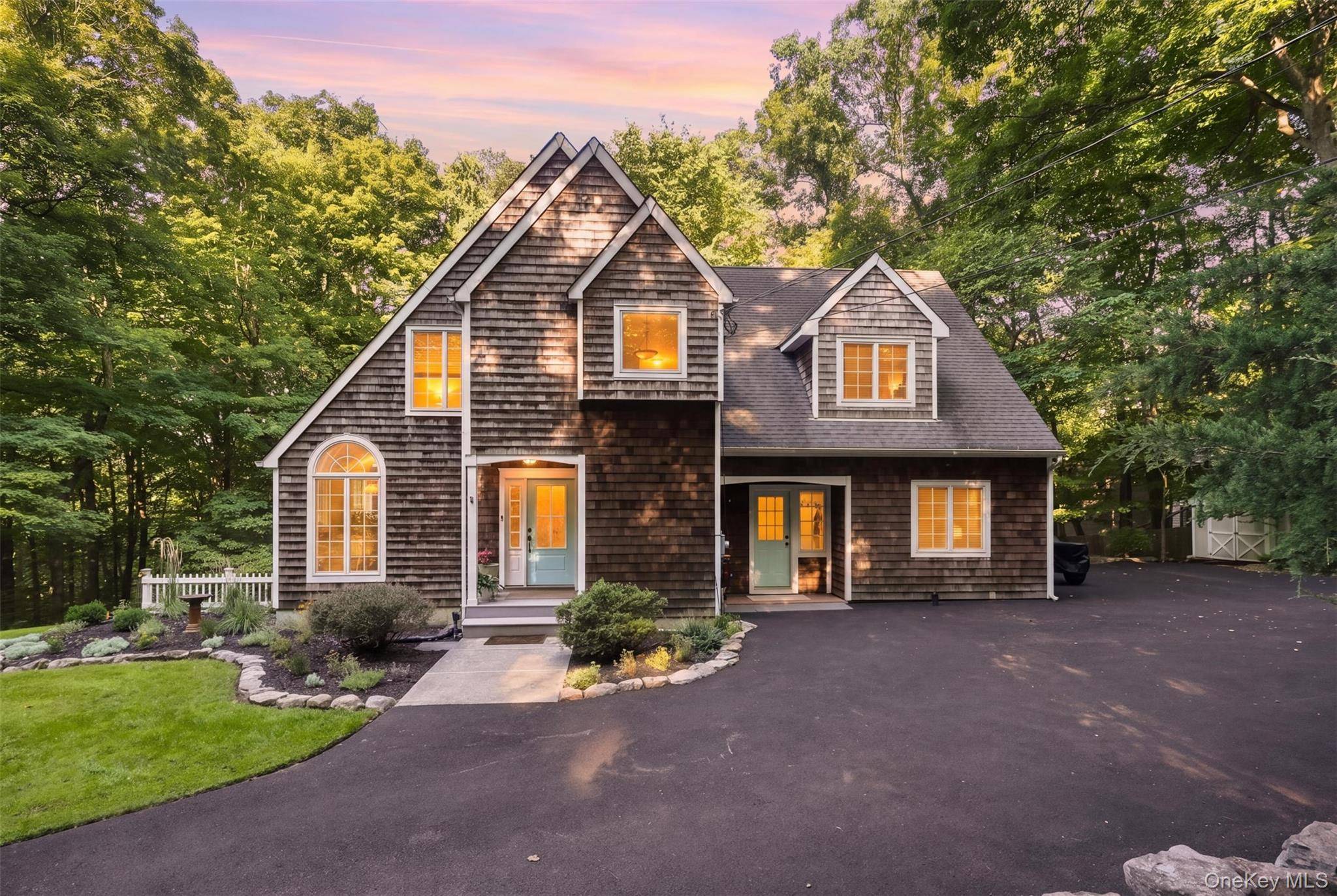 45 Chardavoyne RD, Warwick, NY 10990