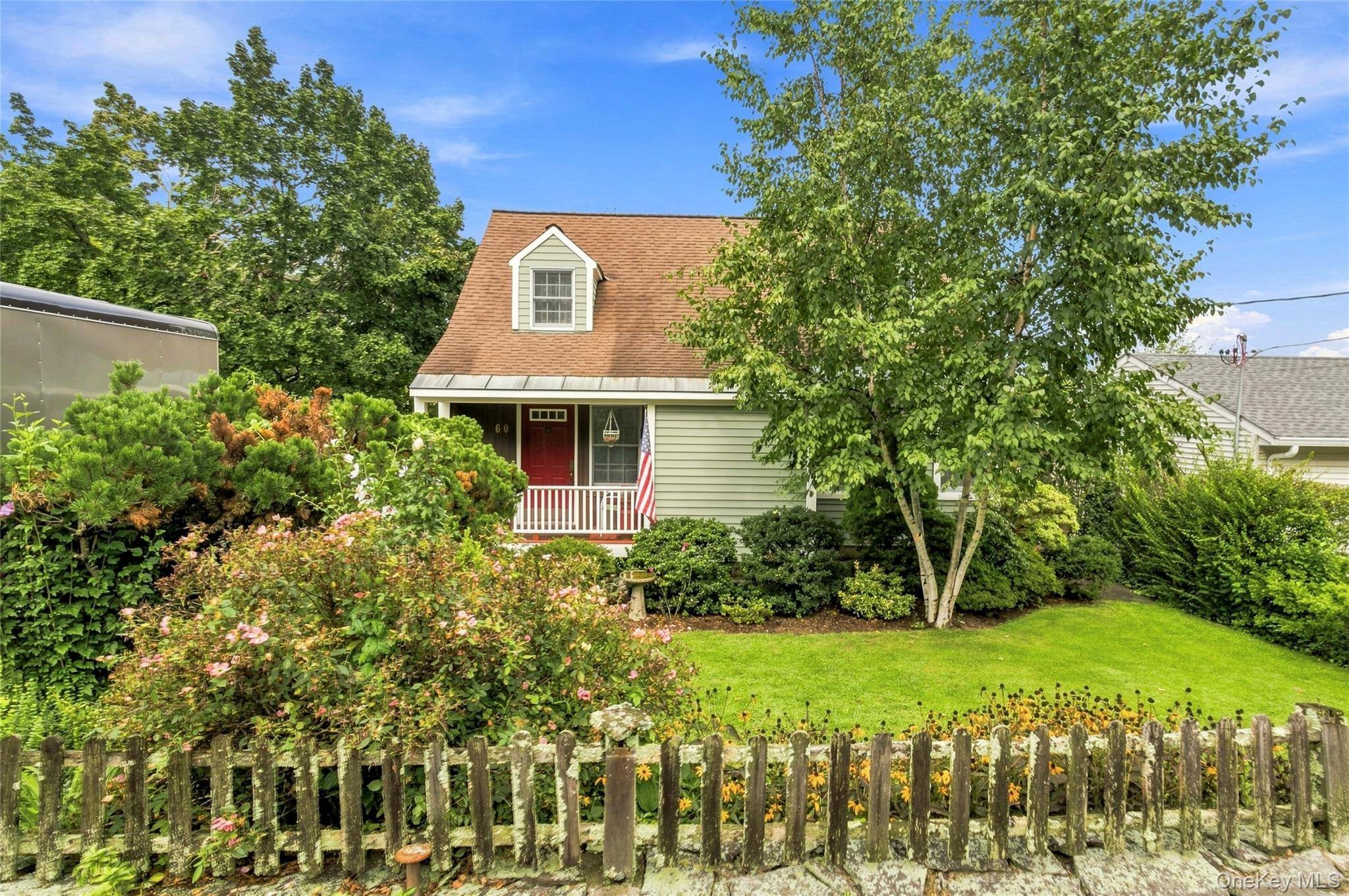 60 Livingston AVE, Valhalla, NY 10595