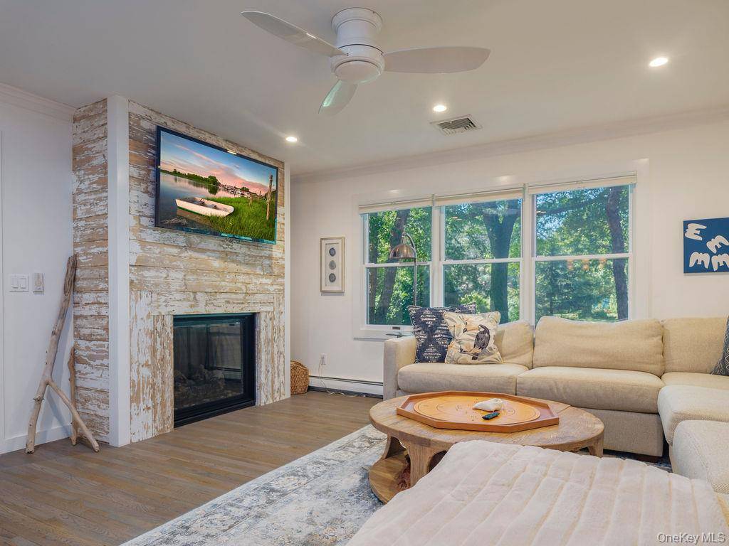 2080 Elijahs LN, Mattituck, NY 11952