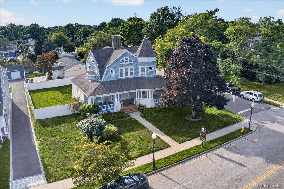 258 N Ocean AVE, Patchogue, NY 11772