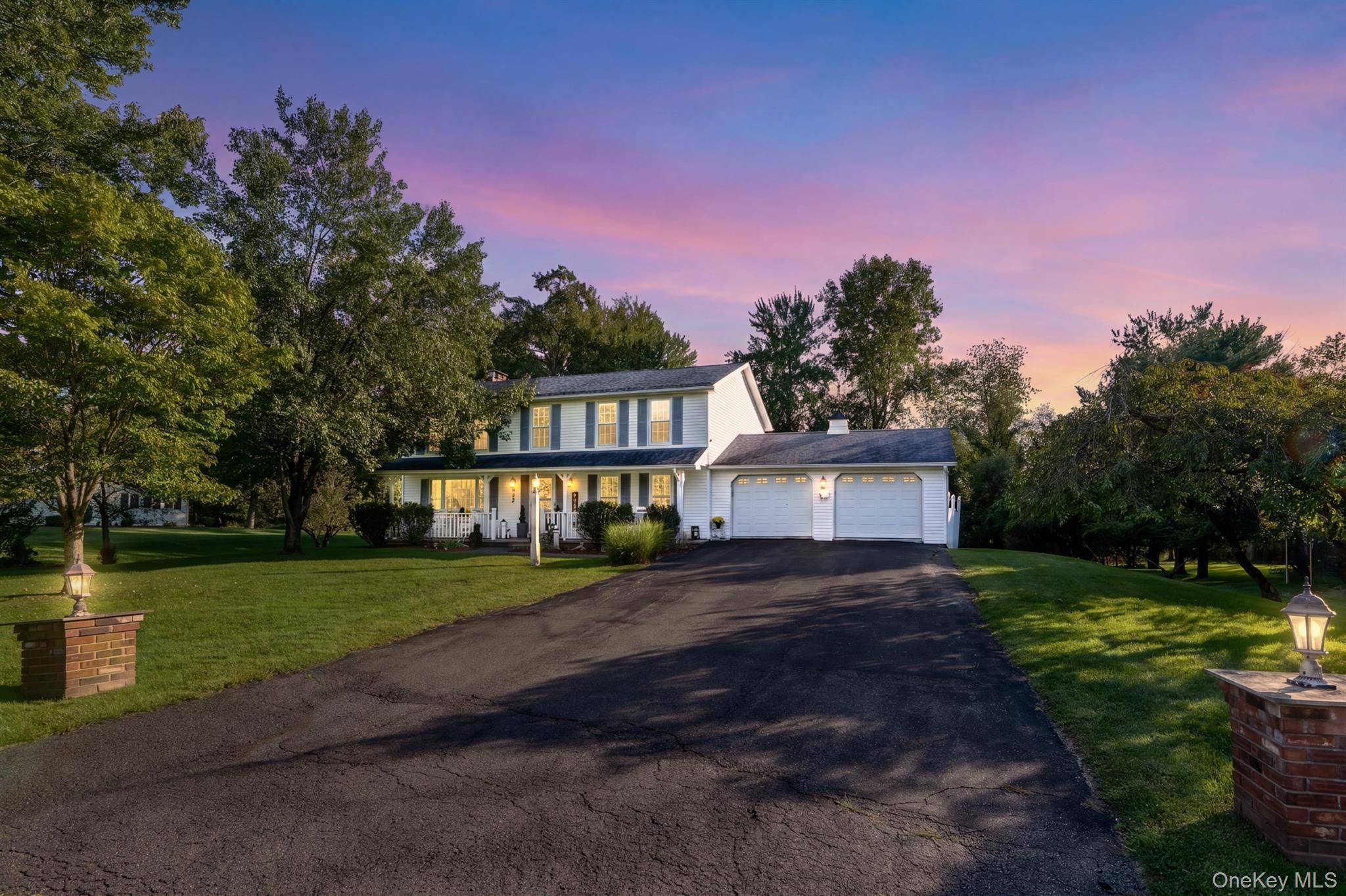 14 Kerry LN, Kingston, NY 12401