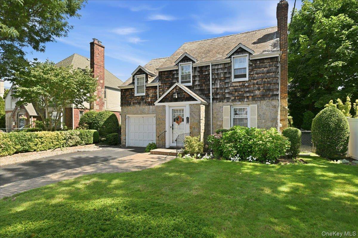 15 May CT, Rockville Centre, NY 11570