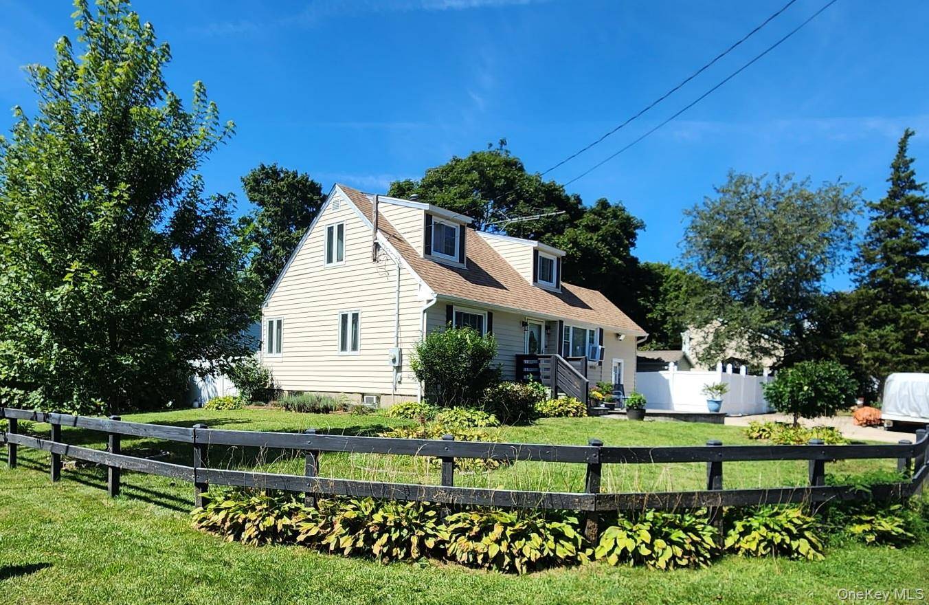 336 Jayne BLVD, Port Jefferson Station, NY 11776