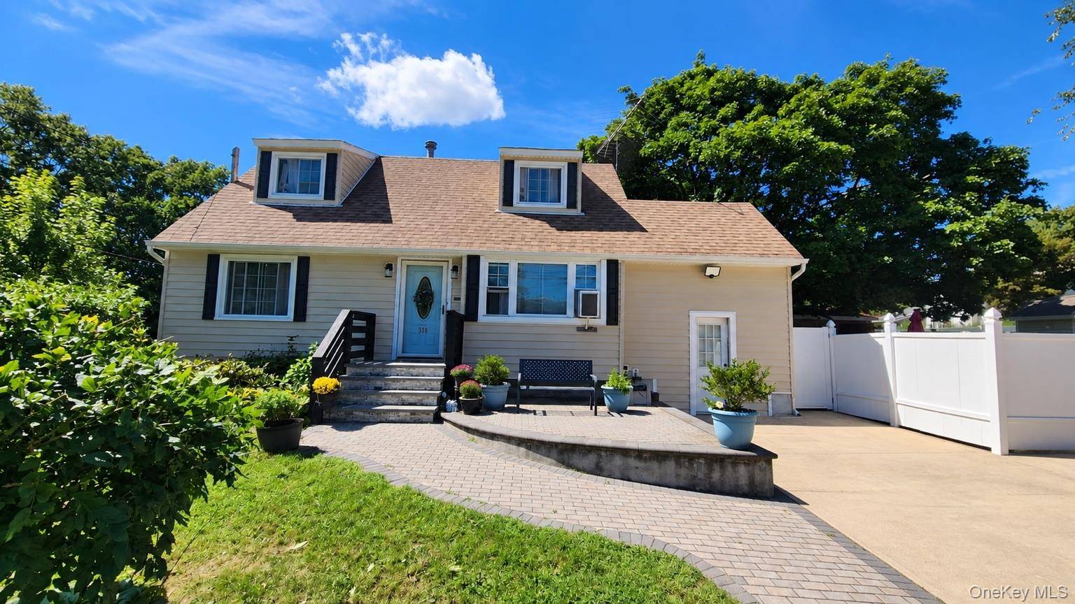336 Jayne BLVD, Port Jefferson Station, NY 11776
