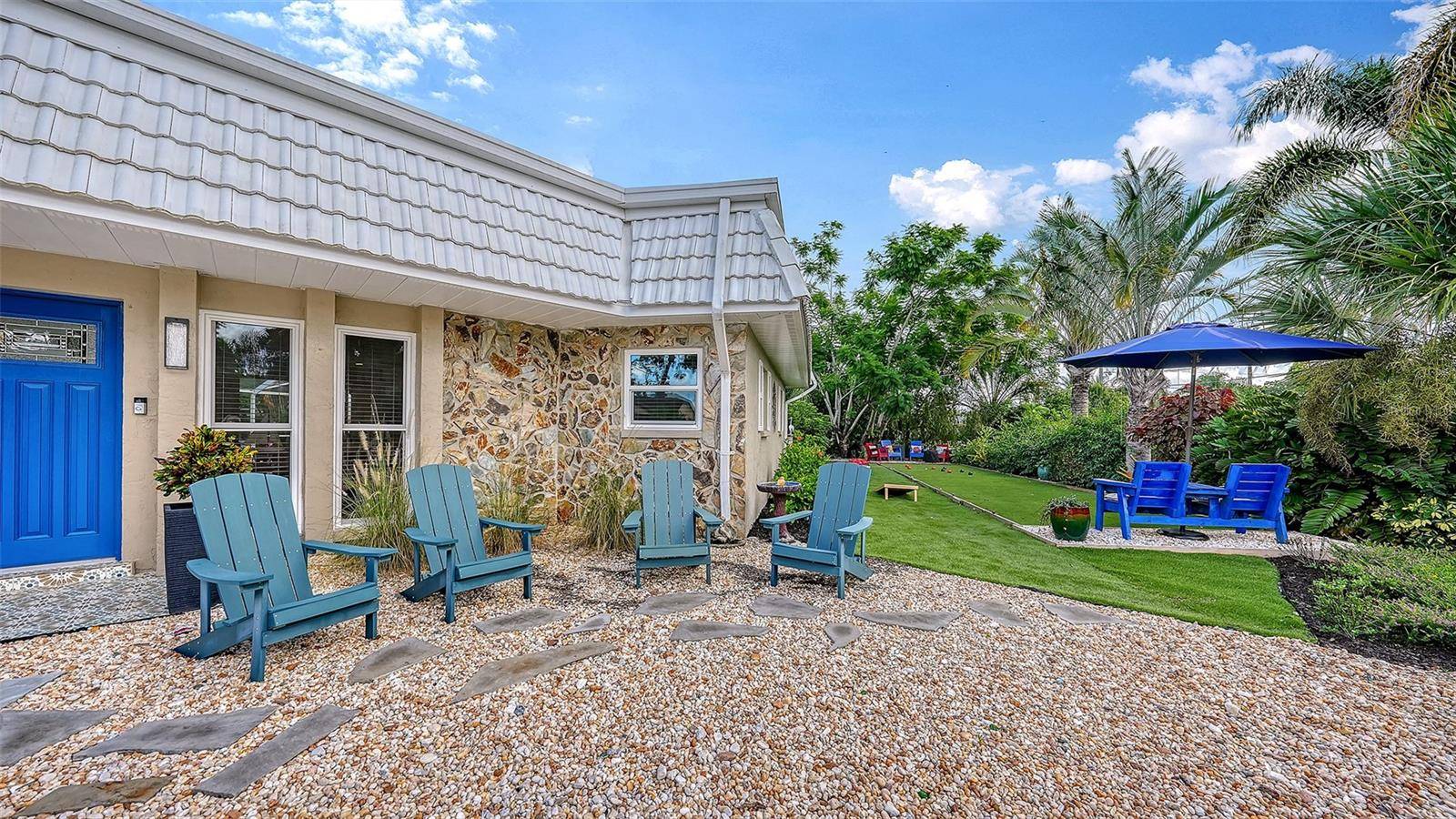 5211 INVERNESS DR, Sarasota, FL 34243
