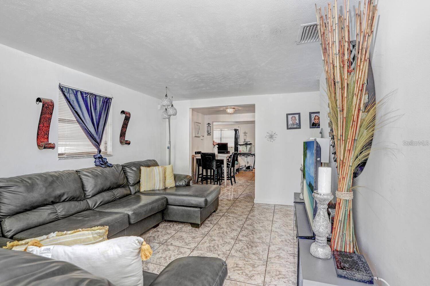4833 ASHLAND DR, Tampa, FL 33610