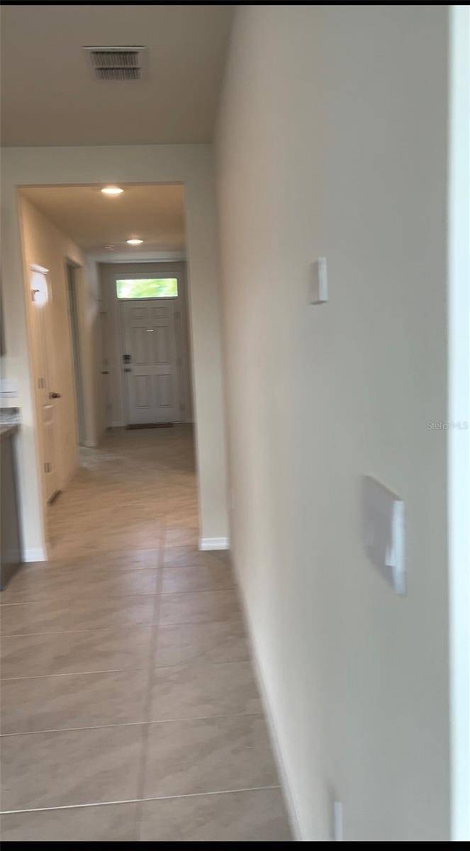 2208 DOE RUN DR, Davenport, FL 33837