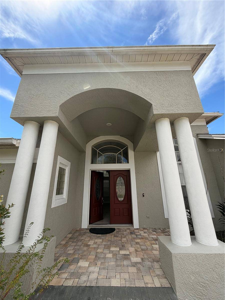 18138 SWEET JASMINE DR, Tampa, FL 33647