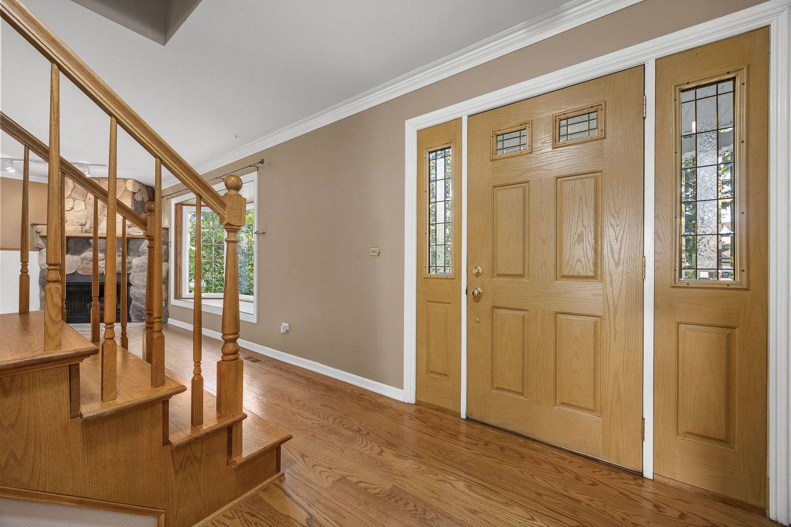 4431 Waubansie LN, Lisle, IL 60532