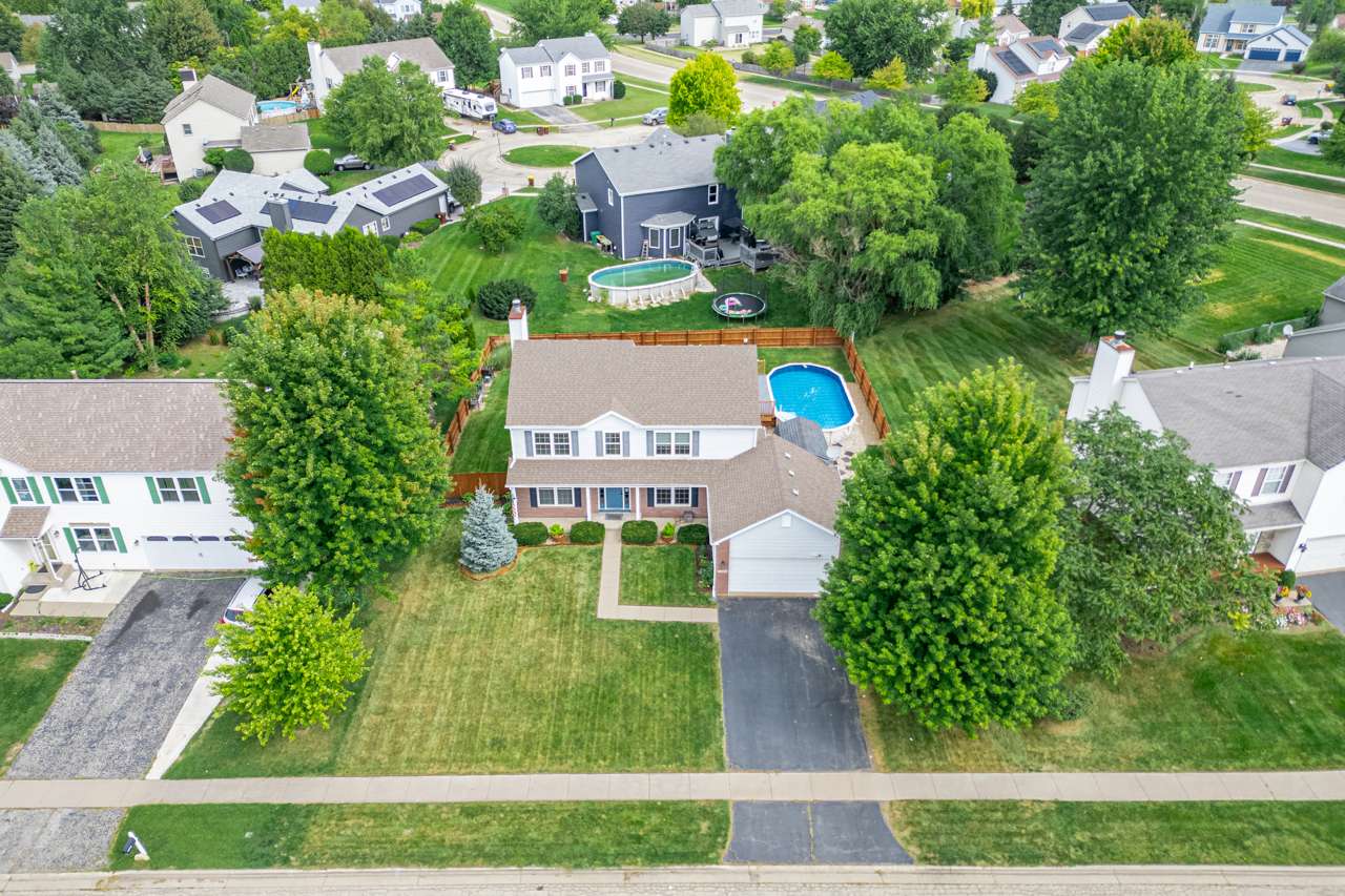 2516 Winfield LN, Belvidere, IL 61008