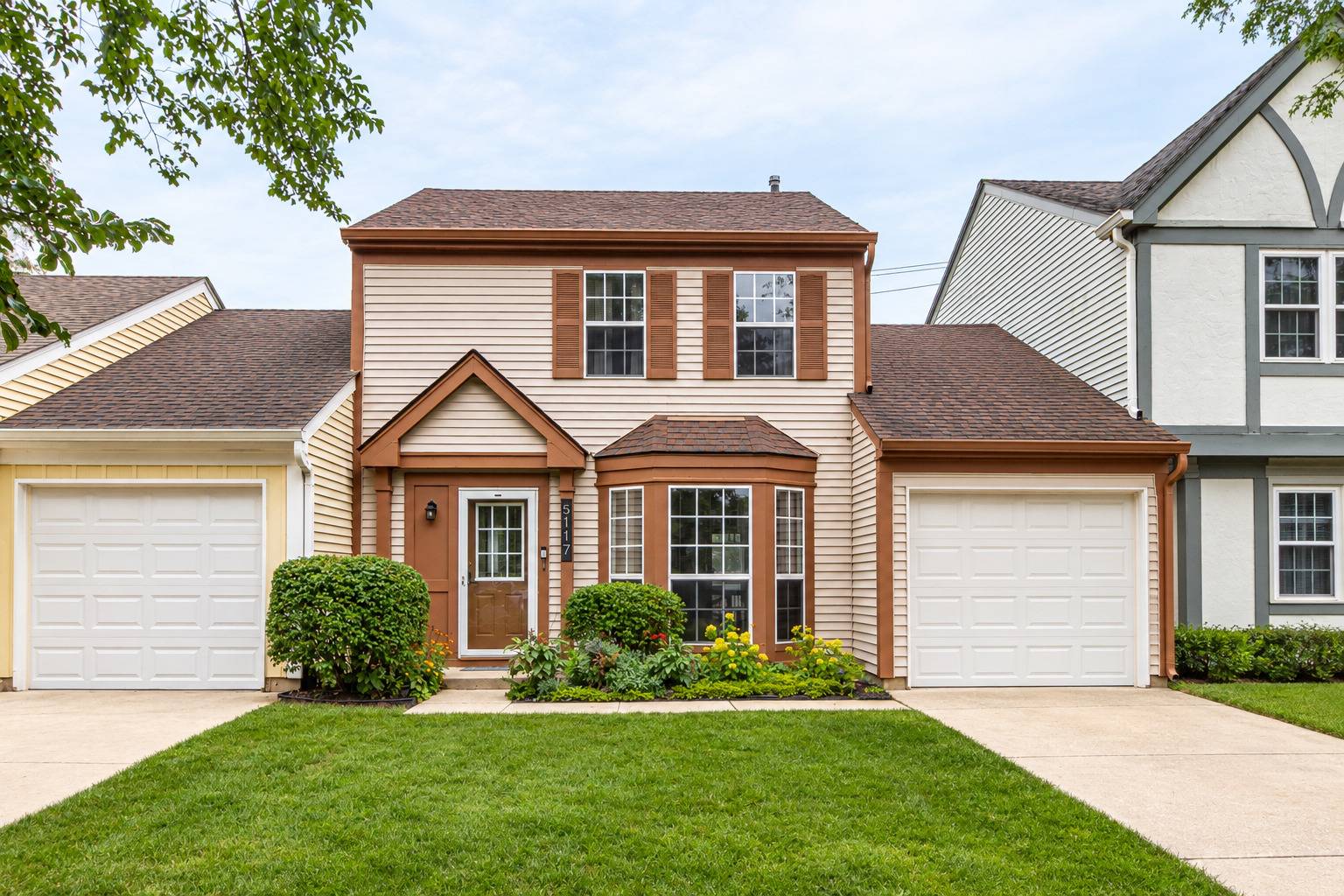 5117 Pembrook CT, Gurnee, IL 60031