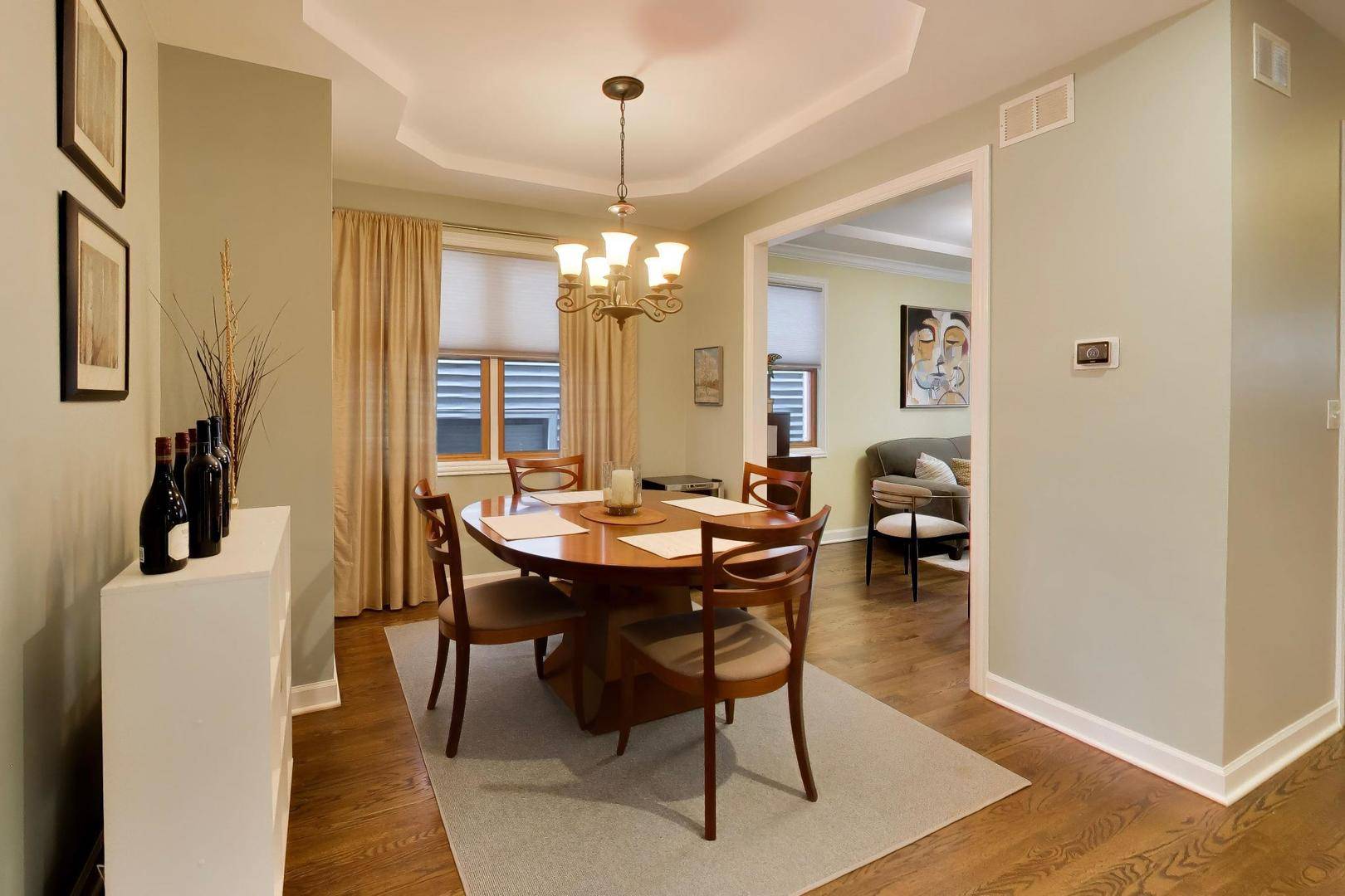 3242 N Leavitt ST, Chicago, IL 60618
