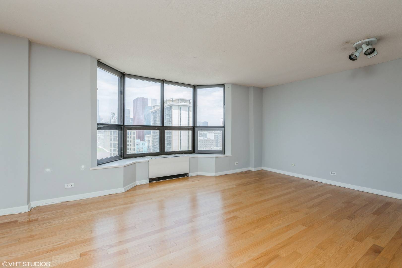 899 S Plymouth CT #2001, Chicago, IL 60605