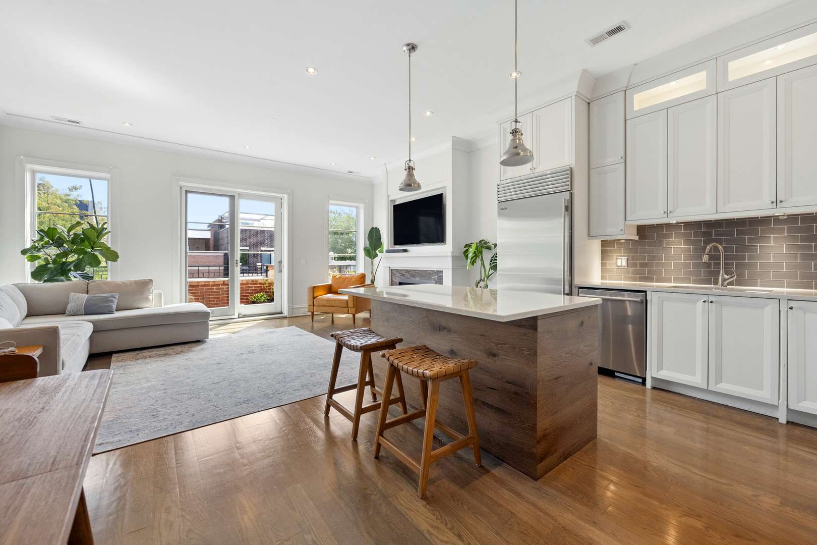 1320 W Wrightwood AVE #3, Chicago, IL 60614