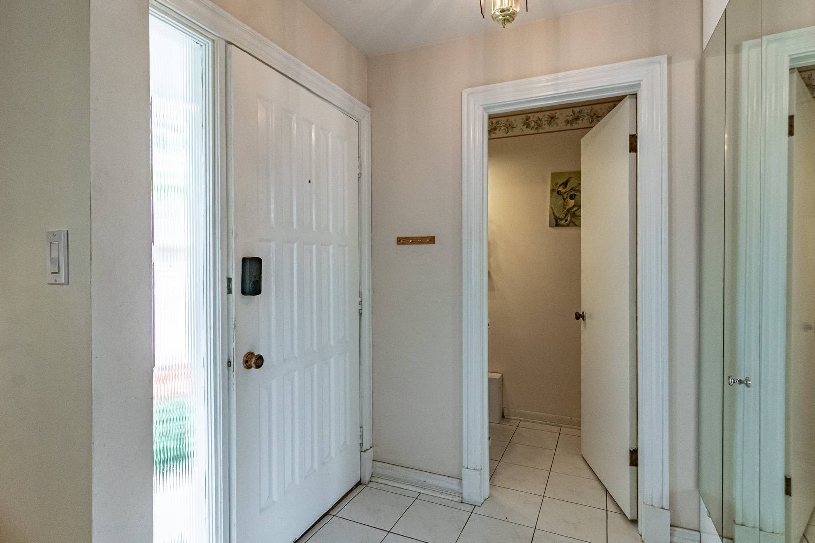 171 Saratoga CT, Vernon Hills, IL 60061