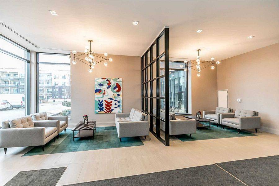 555 William Graham DR #344, Aurora, ON L4G 3H9