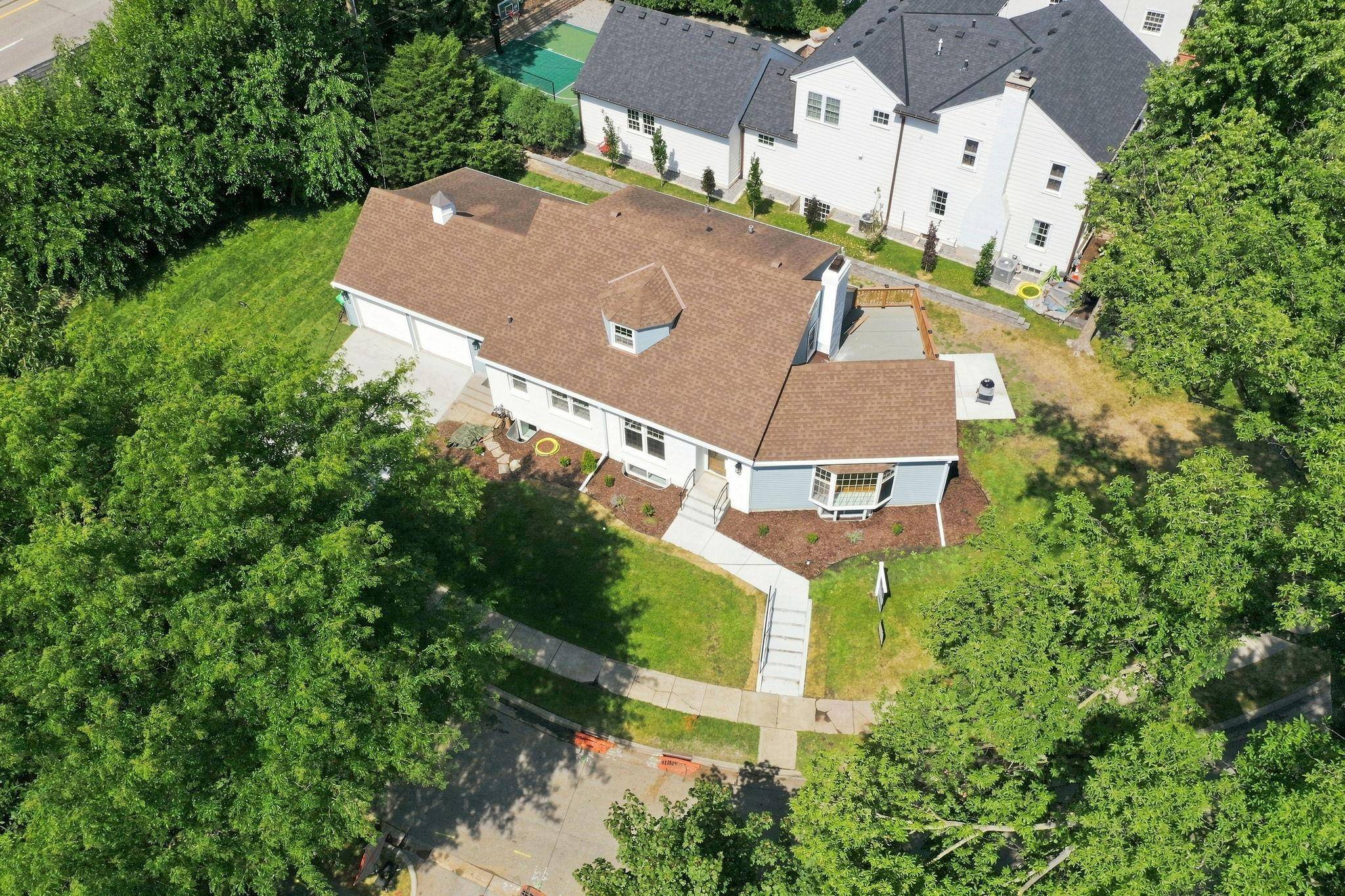 4920 Sunnyside RD, Edina, MN 55424