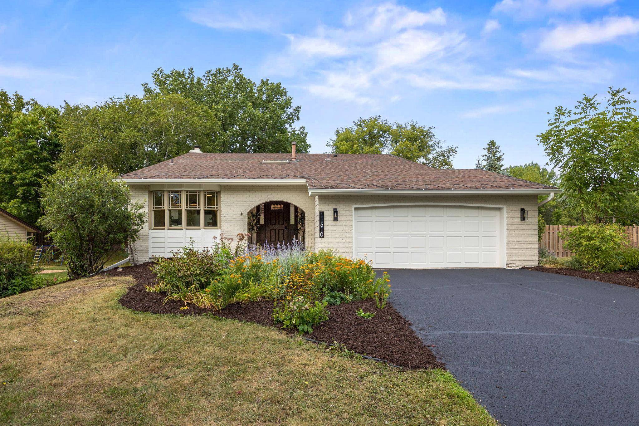 11510 57th AVE N, Plymouth, MN 55442