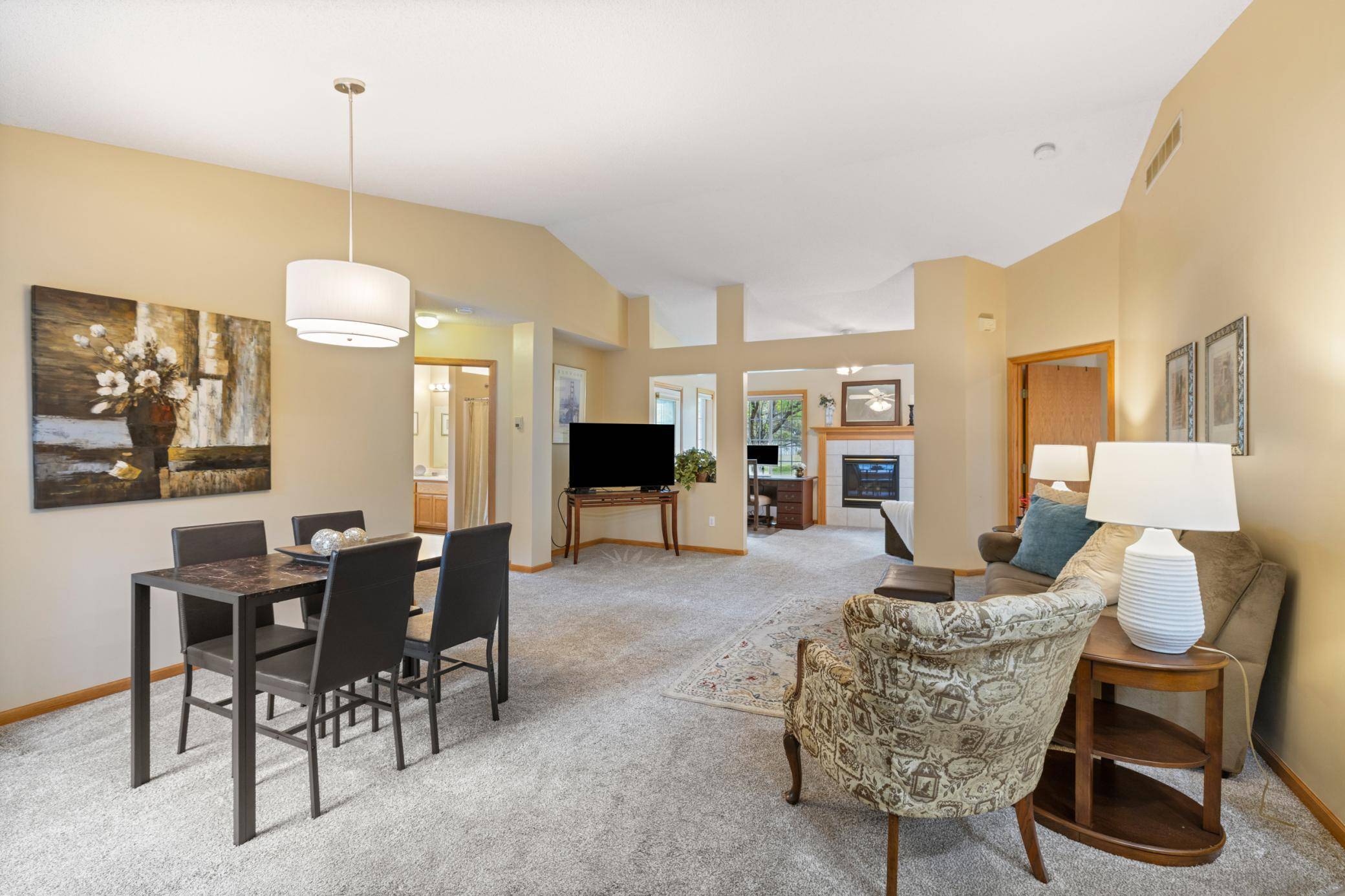 8504 Telford XING, Brooklyn Park, MN 55443