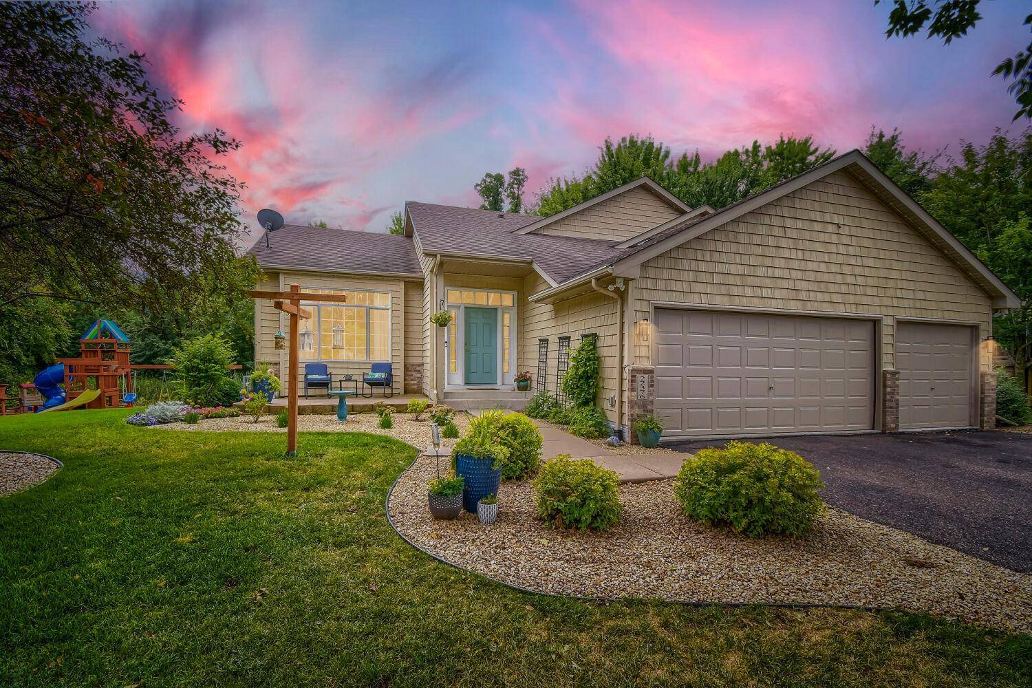 22376 Brett TRL, Rogers, MN 55374